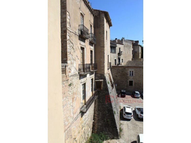 2 makuuhuone Asunto myytävänä paikassa Girona kaupunki mukana 
autotalli - 441 000 € (Ref: 9433532)