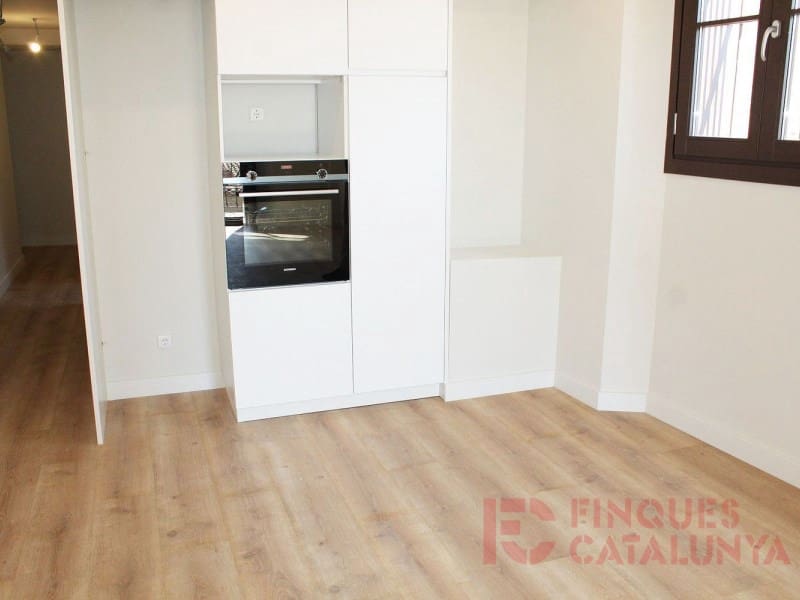 2 makuuhuone Asunto myytävänä paikassa Girona kaupunki mukana 
autotalli - 441 000 € (Ref: 9433532)