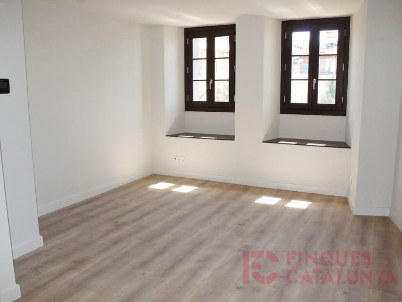 3 bedroom Flat for sale in Girona city with garage - € 719,250 (Ref: 9433533)