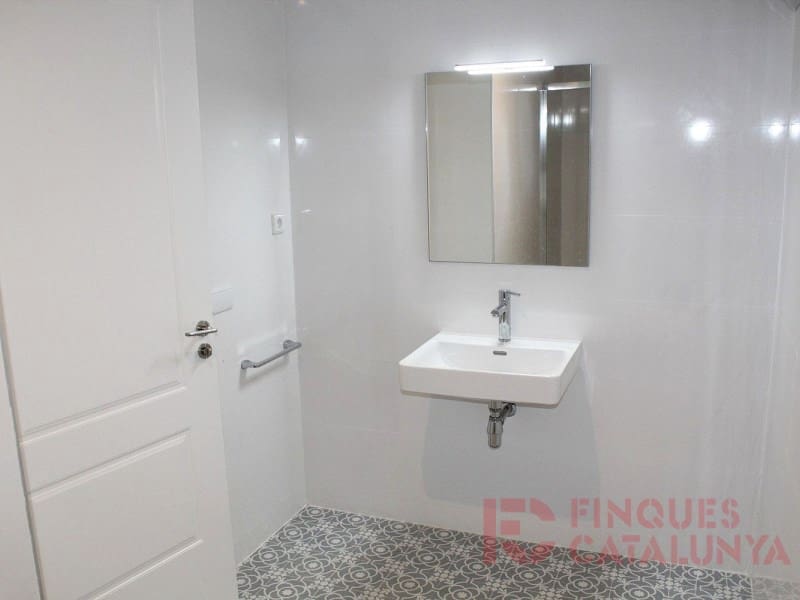 3 bedroom Flat for sale in Girona city with garage - € 719,250 (Ref: 9433533)