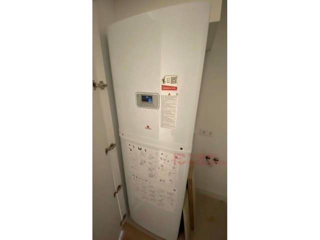 3 makuuhuone Asunto myytävänä paikassa Girona kaupunki mukana 
autotalli - 719 250 € (Ref: 9433533)