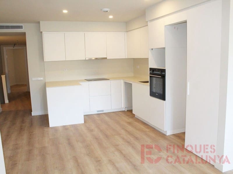 3 bedroom Flat for sale in Girona city with garage - € 719,250 (Ref: 9433533)