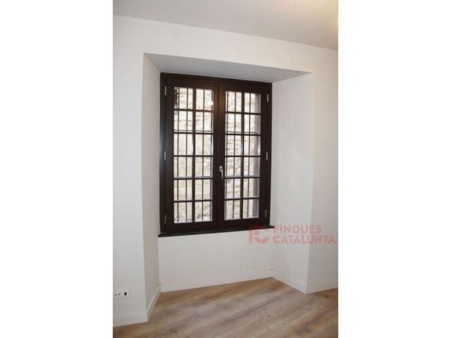 3 makuuhuone Asunto myytävänä paikassa Girona kaupunki mukana 
autotalli - 719 250 € (Ref: 9433533)