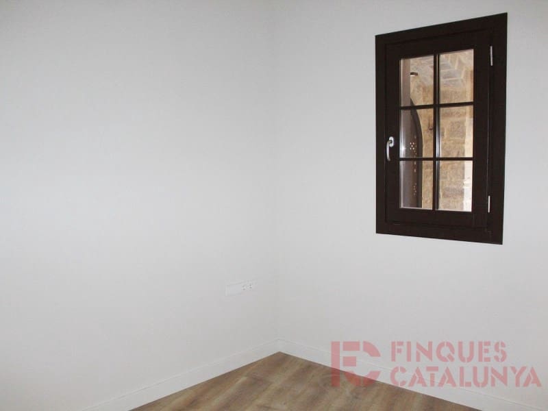 3 bedroom Flat for sale in Girona city with garage - € 719,250 (Ref: 9433533)