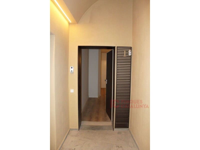 3 bedroom Flat for sale in Girona city with garage - € 719,250 (Ref: 9433533)