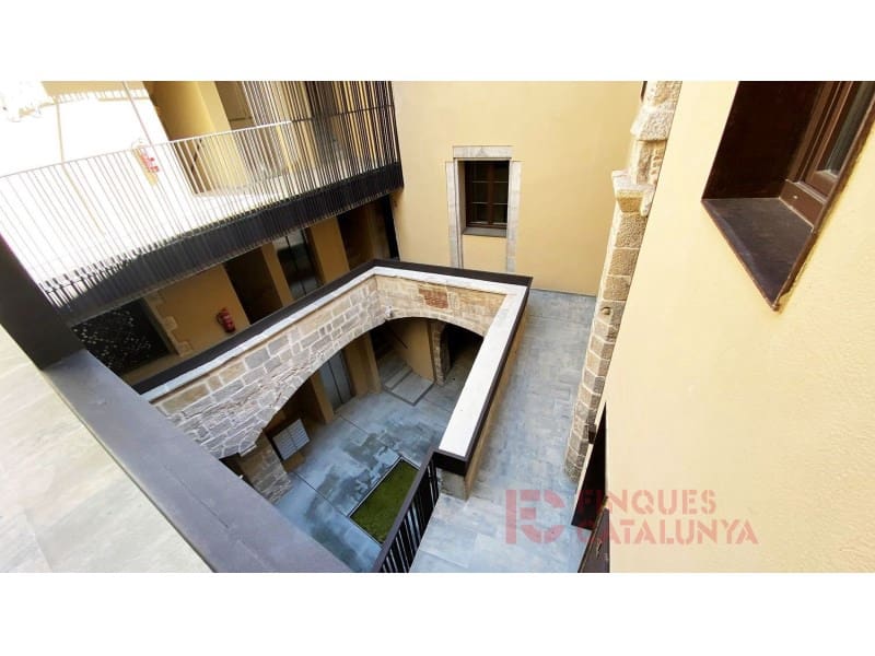 3 bedroom Flat for sale in Girona city with garage - € 719,250 (Ref: 9433533)