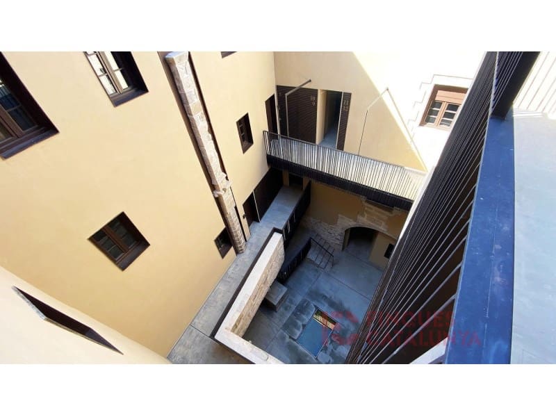 3 bedroom Flat for sale in Girona city with garage - € 719,250 (Ref: 9433533)