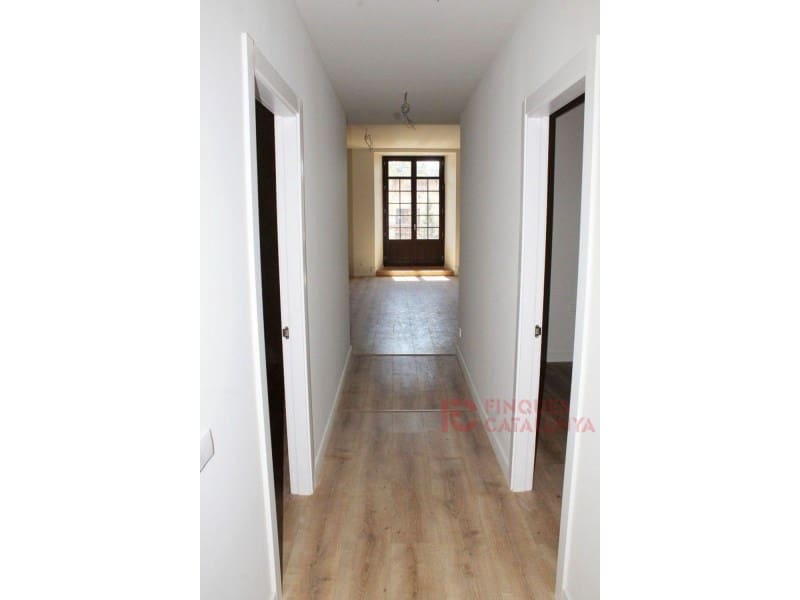 3 makuuhuone Asunto myytävänä paikassa Girona kaupunki mukana 
autotalli - 876 750 € (Ref: 9433534)