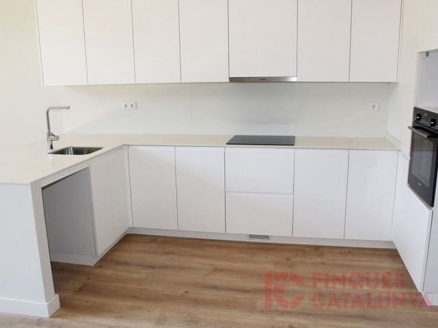 3 makuuhuone Asunto myytävänä paikassa Girona kaupunki mukana 
autotalli - 876 750 € (Ref: 9433534)