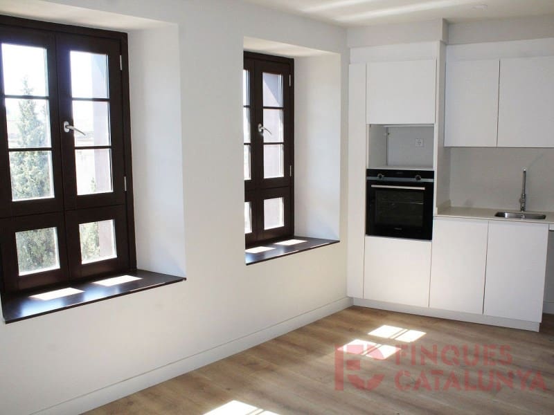 2 makuuhuone Huoneisto myytävänä paikassa Girona kaupunki mukana 
autotalli - 530 250 € (Ref: 9433536)