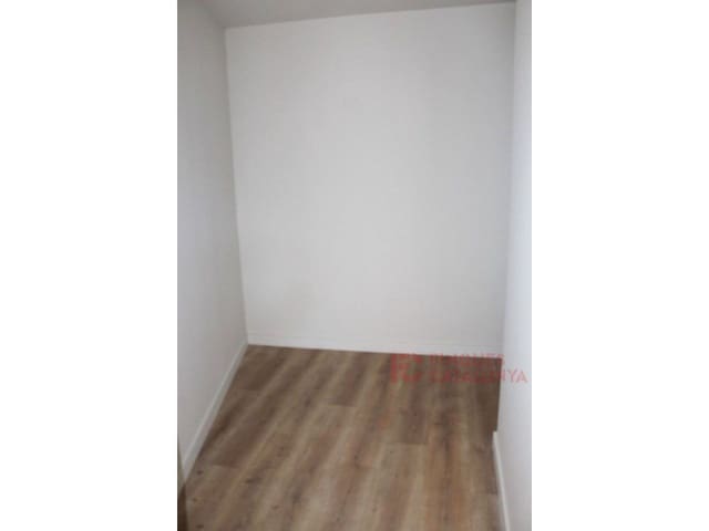 2 makuuhuone Huoneisto myytävänä paikassa Girona kaupunki mukana 
autotalli - 530 250 € (Ref: 9433536)