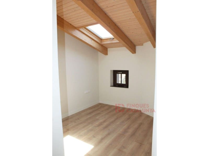 2 makuuhuone Huoneisto myytävänä paikassa Girona kaupunki mukana 
autotalli - 530 250 € (Ref: 9433536)