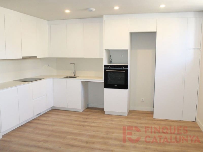 2 makuuhuone Huoneisto myytävänä paikassa Girona kaupunki mukana 
autotalli - 446 250 € (Ref: 9433537)