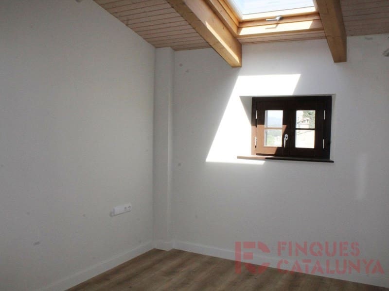 2 makuuhuone Huoneisto myytävänä paikassa Girona kaupunki mukana 
autotalli - 446 250 € (Ref: 9433537)