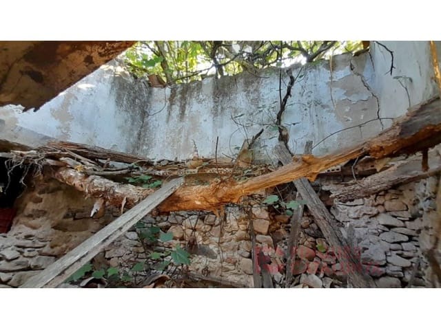 2 soveværelse Villa til salg i Sant Martí de Llémena med garage - € 155.000 (Ref: 9433539)