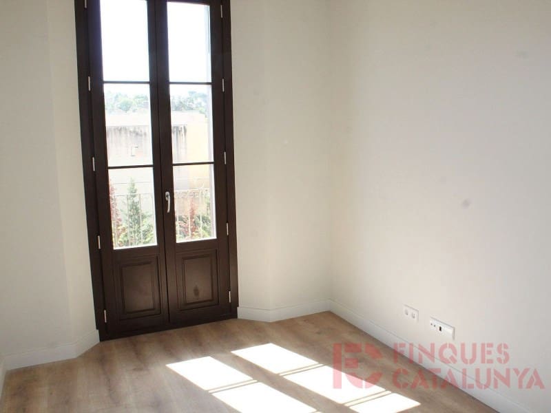 2 makuuhuone Asunto myytävänä paikassa Girona kaupunki mukana 
autotalli - 448 350 € (Ref: 9433540)