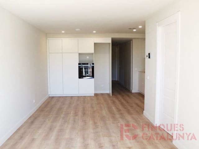 2 makuuhuone Asunto myytävänä paikassa Girona kaupunki mukana 
autotalli - 448 350 € (Ref: 9433540)