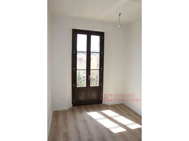 2 makuuhuone Asunto myytävänä paikassa Girona kaupunki mukana 
autotalli - 448 350 € (Ref: 9433540)