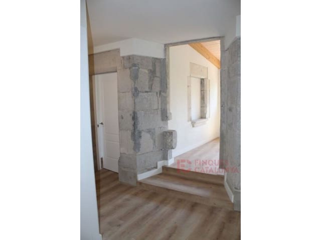 2 makuuhuone Asunto myytävänä paikassa Girona kaupunki mukana 
autotalli - 672 000 € (Ref: 9433541)