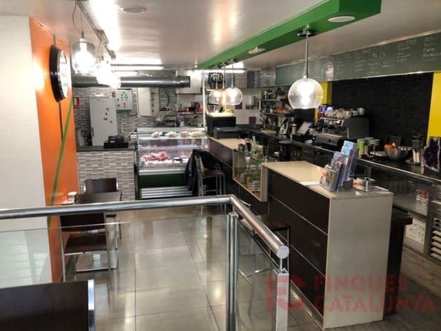 Erhverv til salg i Girona by med garage - € 400.000 (Ref: 9433542)