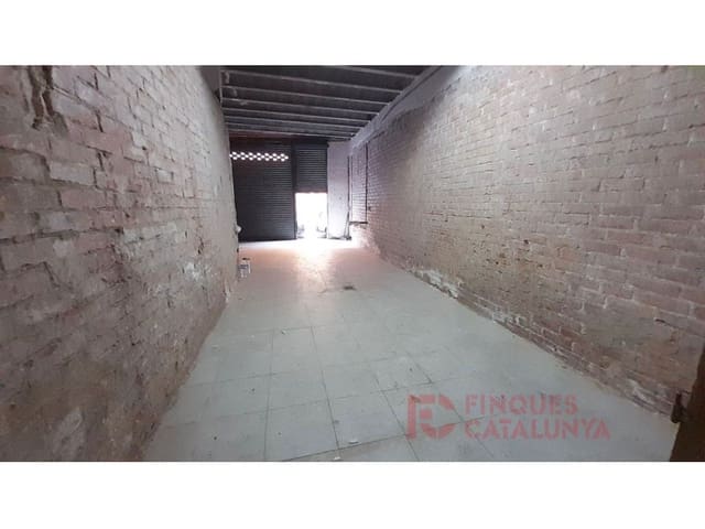 Kommersiell til salgs i Girona by med garasje - € 108 000 (Ref: 9433543)