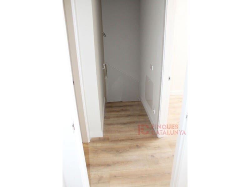 2 makuuhuone Huoneisto myytävänä paikassa Girona kaupunki mukana 
autotalli - 388 500 € (Ref: 9433544)