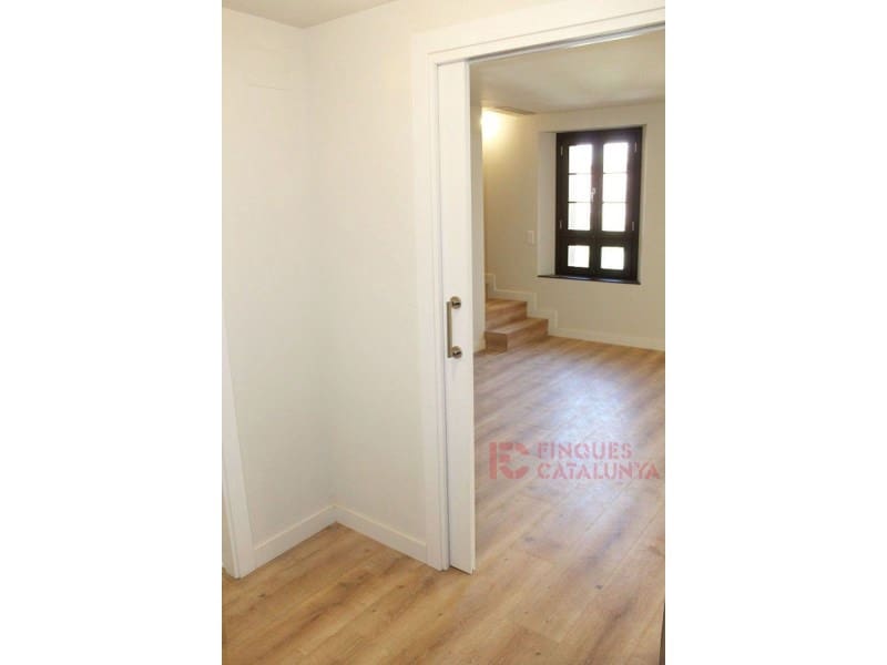 2 makuuhuone Huoneisto myytävänä paikassa Girona kaupunki mukana 
autotalli - 388 500 € (Ref: 9433544)