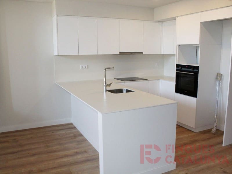 3 makuuhuone Asunto myytävänä paikassa Girona kaupunki mukana 
autotalli - 871 500 € (Ref: 9433545)