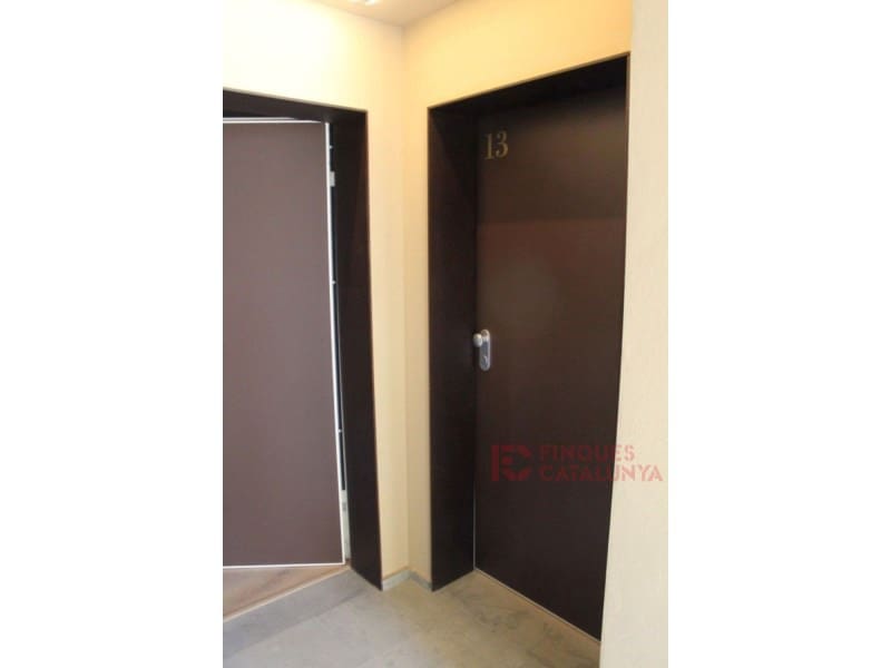 3 makuuhuone Asunto myytävänä paikassa Girona kaupunki mukana 
autotalli - 871 500 € (Ref: 9433545)