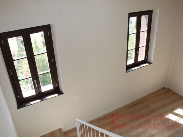 3 makuuhuone Asunto myytävänä paikassa Girona kaupunki mukana 
autotalli - 871 500 € (Ref: 9433545)