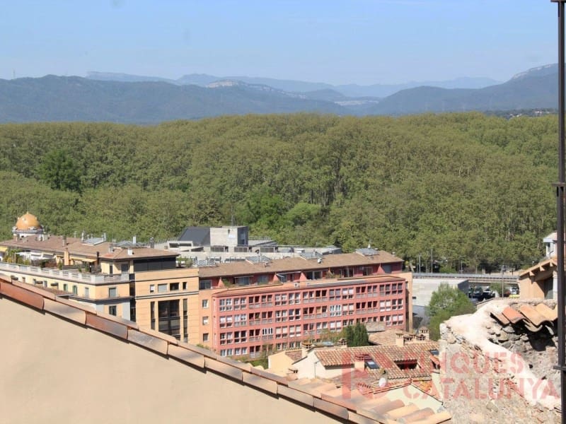 3 makuuhuone Asunto myytävänä paikassa Girona kaupunki mukana 
autotalli - 871 500 € (Ref: 9433545)