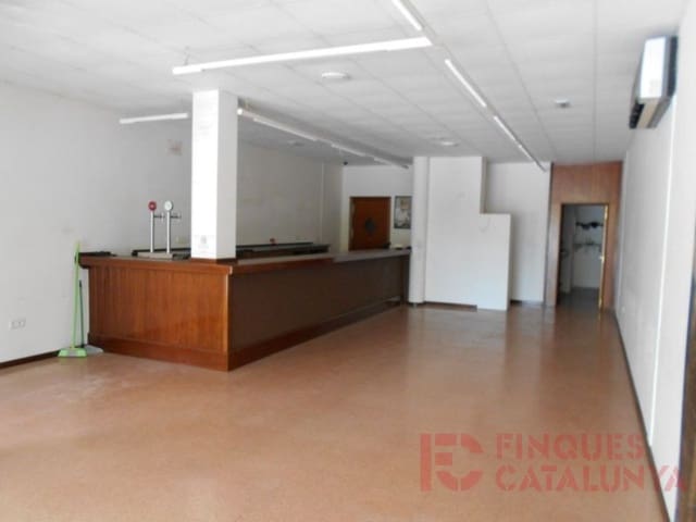 Kommersiell til salgs i Girona by - € 265 000 (Ref: 9433546)