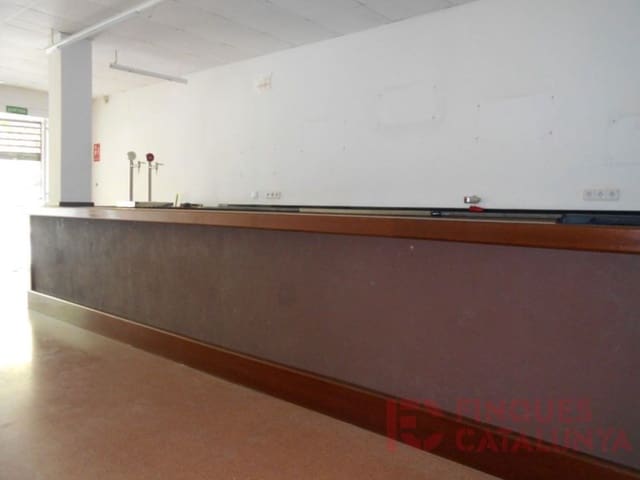 Kommersiell til salgs i Girona by - € 265 000 (Ref: 9433546)