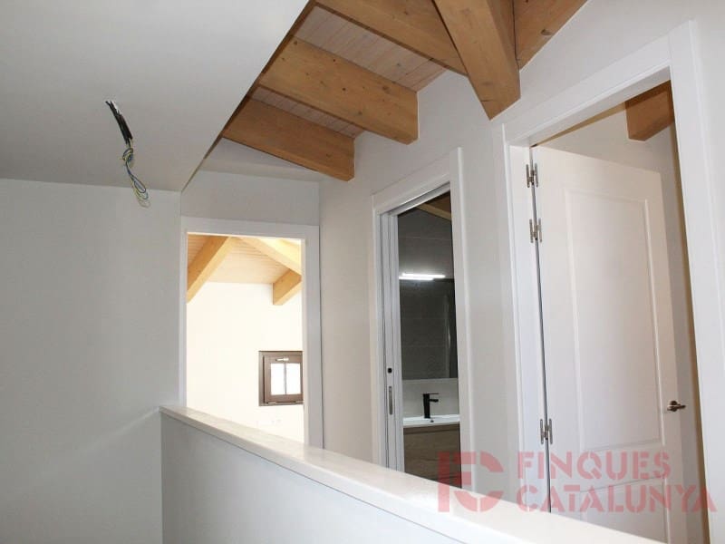 2 makuuhuone Huoneisto myytävänä paikassa Girona kaupunki mukana 
autotalli - 540 750 € (Ref: 9433547)