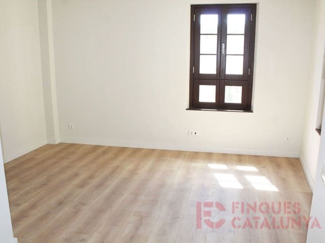 2 makuuhuone Huoneisto myytävänä paikassa Girona kaupunki mukana 
autotalli - 540 750 € (Ref: 9433547)