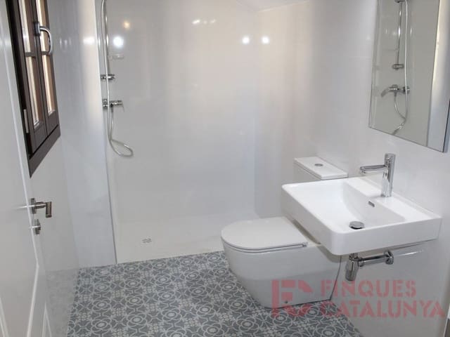 2 makuuhuone Huoneisto myytävänä paikassa Girona kaupunki mukana 
autotalli - 540 750 € (Ref: 9433547)