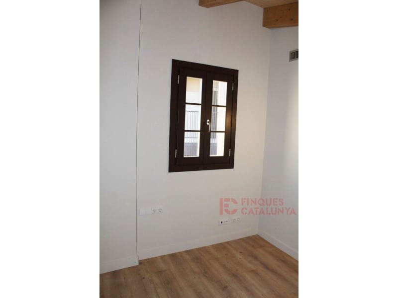 2 makuuhuone Huoneisto myytävänä paikassa Girona kaupunki mukana 
autotalli - 540 750 € (Ref: 9433547)