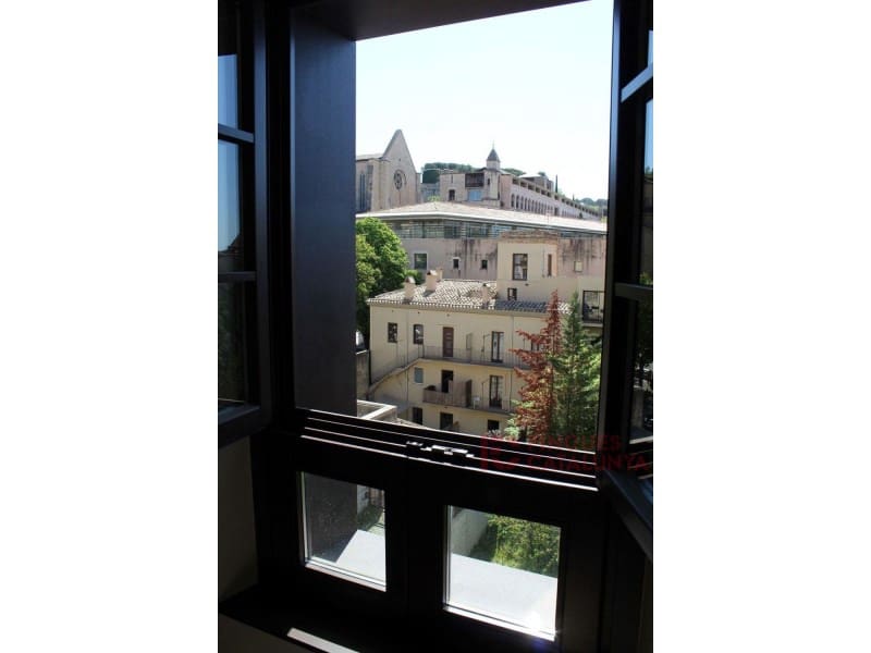 2 makuuhuone Huoneisto myytävänä paikassa Girona kaupunki mukana 
autotalli - 540 750 € (Ref: 9433547)