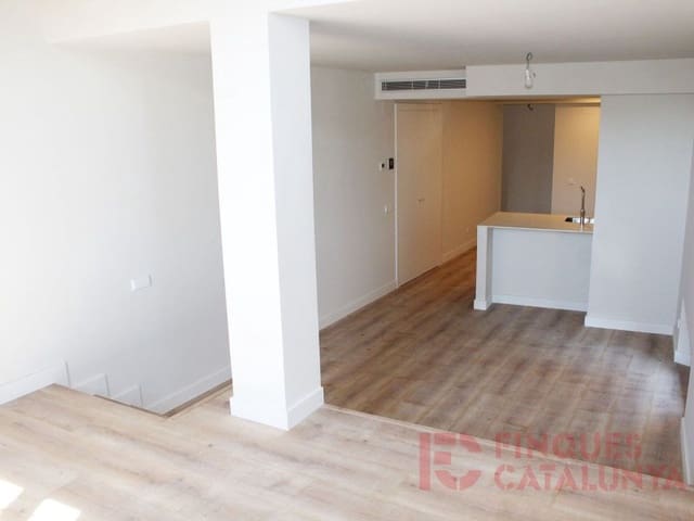 4 sypialnia Apartament na sprzedaż w Miasto Girona z garażem - 819 000 € (Ref: 9433548)