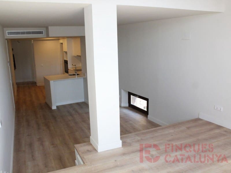 4 sypialnia Apartament na sprzedaż w Miasto Girona z garażem - 819 000 € (Ref: 9433548)