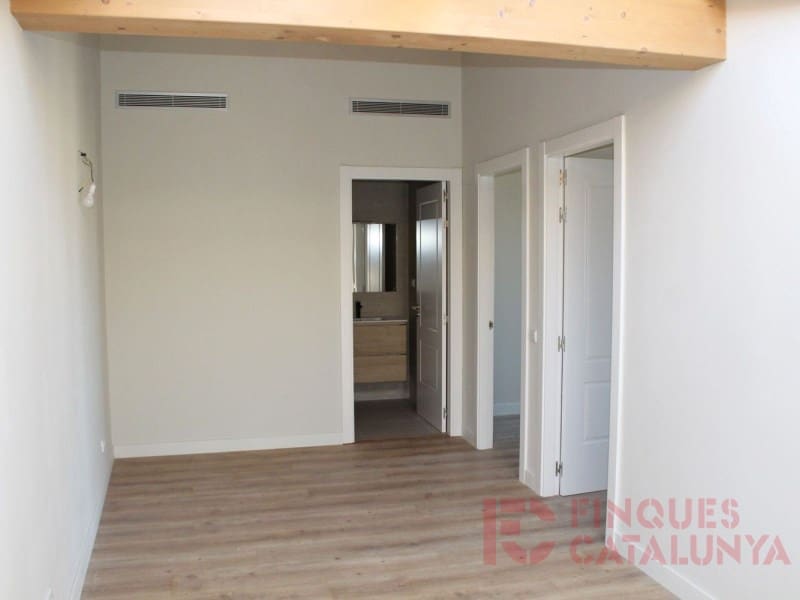 4 sypialnia Apartament na sprzedaż w Miasto Girona z garażem - 819 000 € (Ref: 9433548)