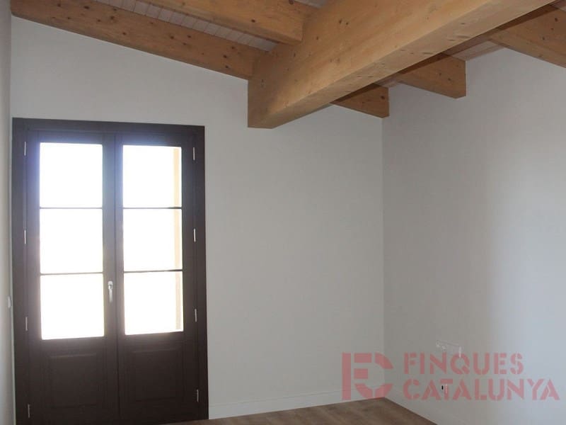 4 sypialnia Apartament na sprzedaż w Miasto Girona z garażem - 819 000 € (Ref: 9433548)