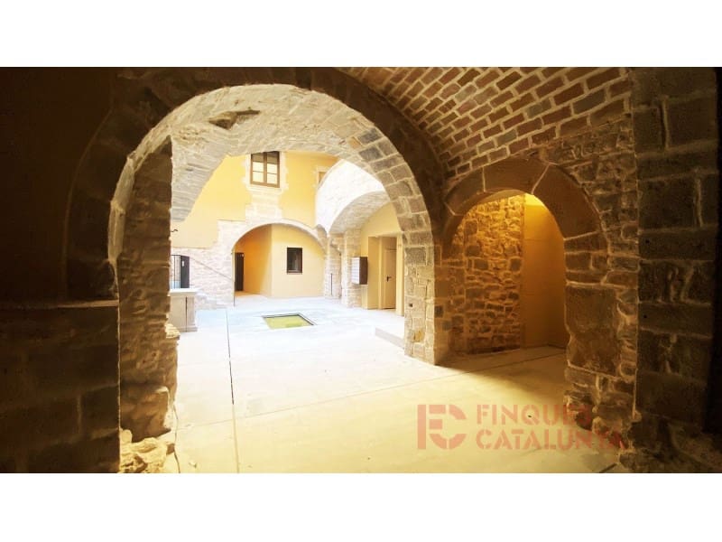 4 sypialnia Apartament na sprzedaż w Miasto Girona z garażem - 819 000 € (Ref: 9433548)