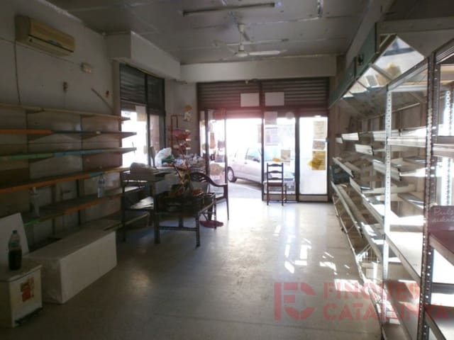 Commercieel te koop in Gerona stad - € 67.999 (Ref: 9433551)