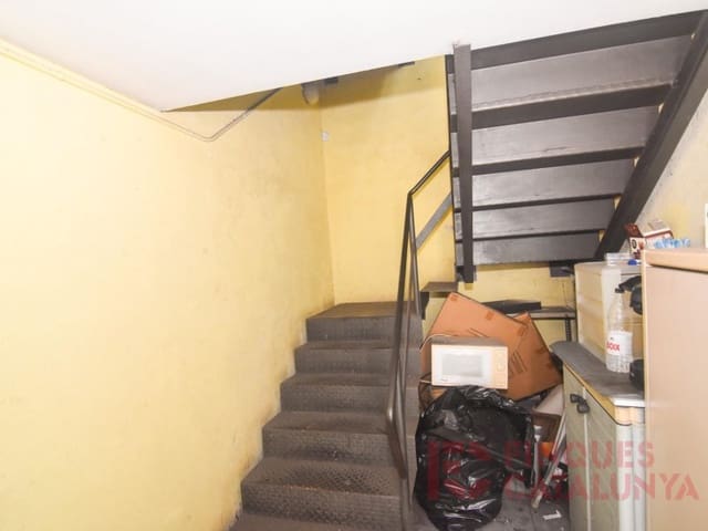 Commercieel te koop in Bescanó - € 675.000 (Ref: 9433552)