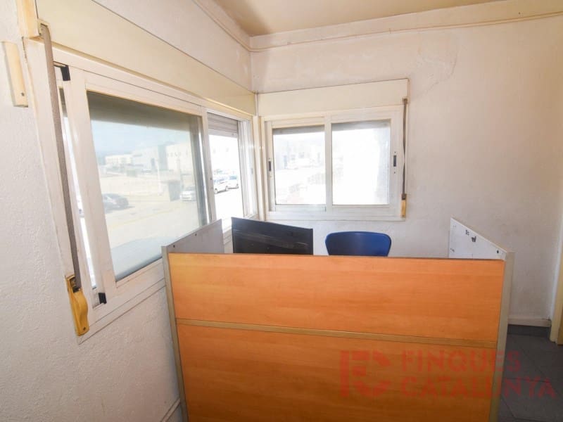 Commercieel te koop in Bescano - € 675.000 (Ref: 9433552)