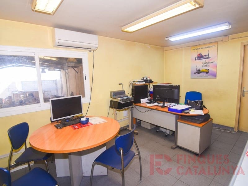 Commercieel te koop in Bescano - € 675.000 (Ref: 9433552)