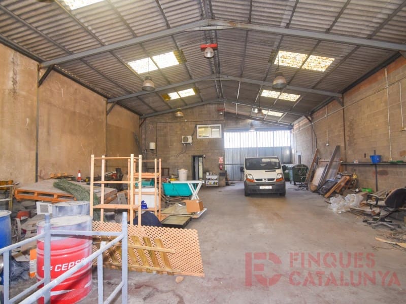 Commercieel te koop in Bescano - € 675.000 (Ref: 9433552)