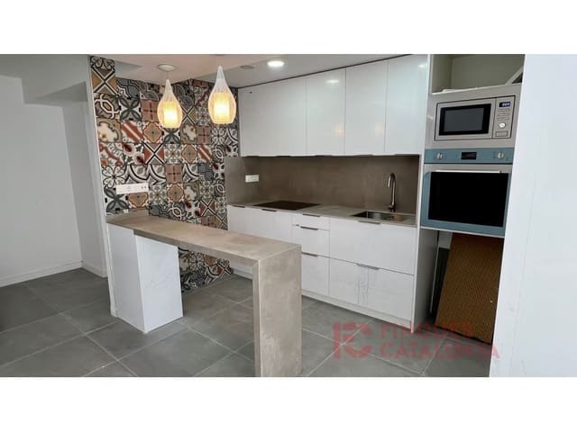 2 soverom Leilighet til salgs i Girona by med garasje - € 320 000 (Ref: 9433554)