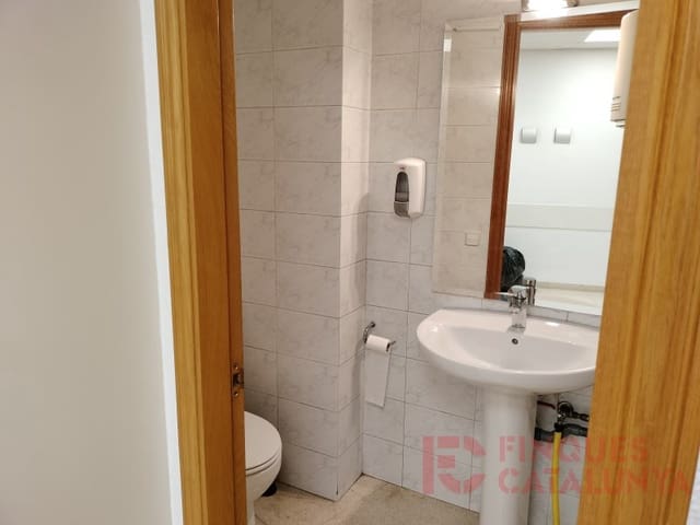 Comercial para venda em Girona cidade - 160 000 € (Ref: 9433558)